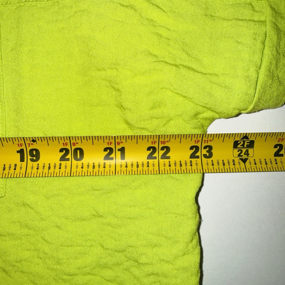 John Mark Women's Medium Chartreuse Lime Green Button Up Short Sleeve Blouse Top - Picture 4 of 7